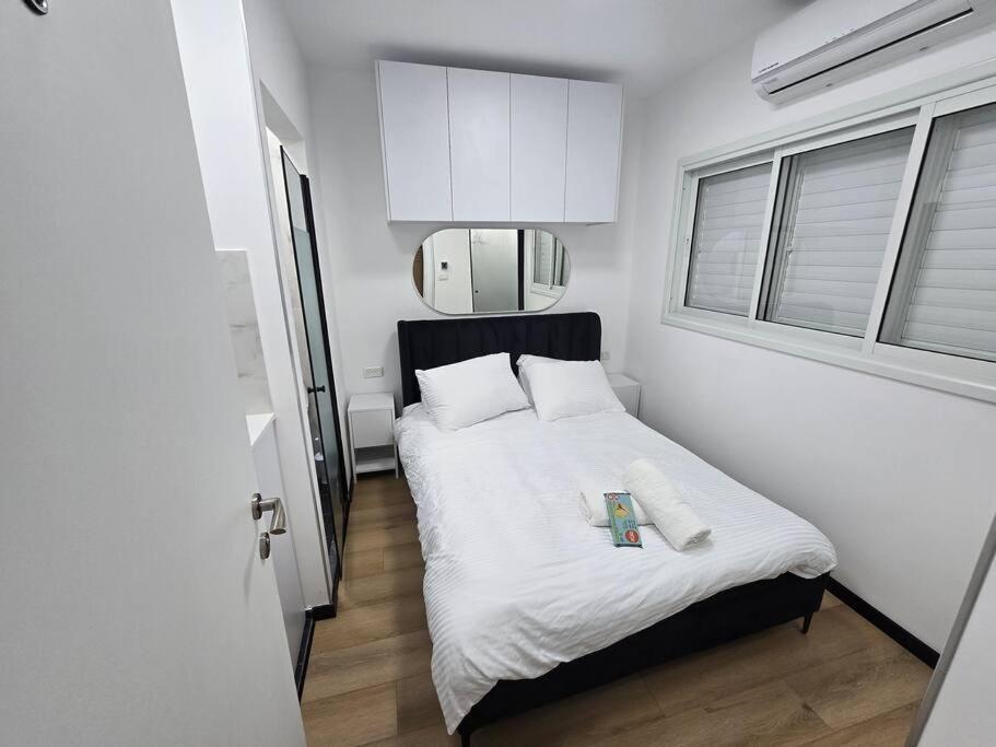 Ryo 38 דירת נופש מושלמת מרחק 5 דקות מחוף הים Apartment Bat Yam Exterior photo
